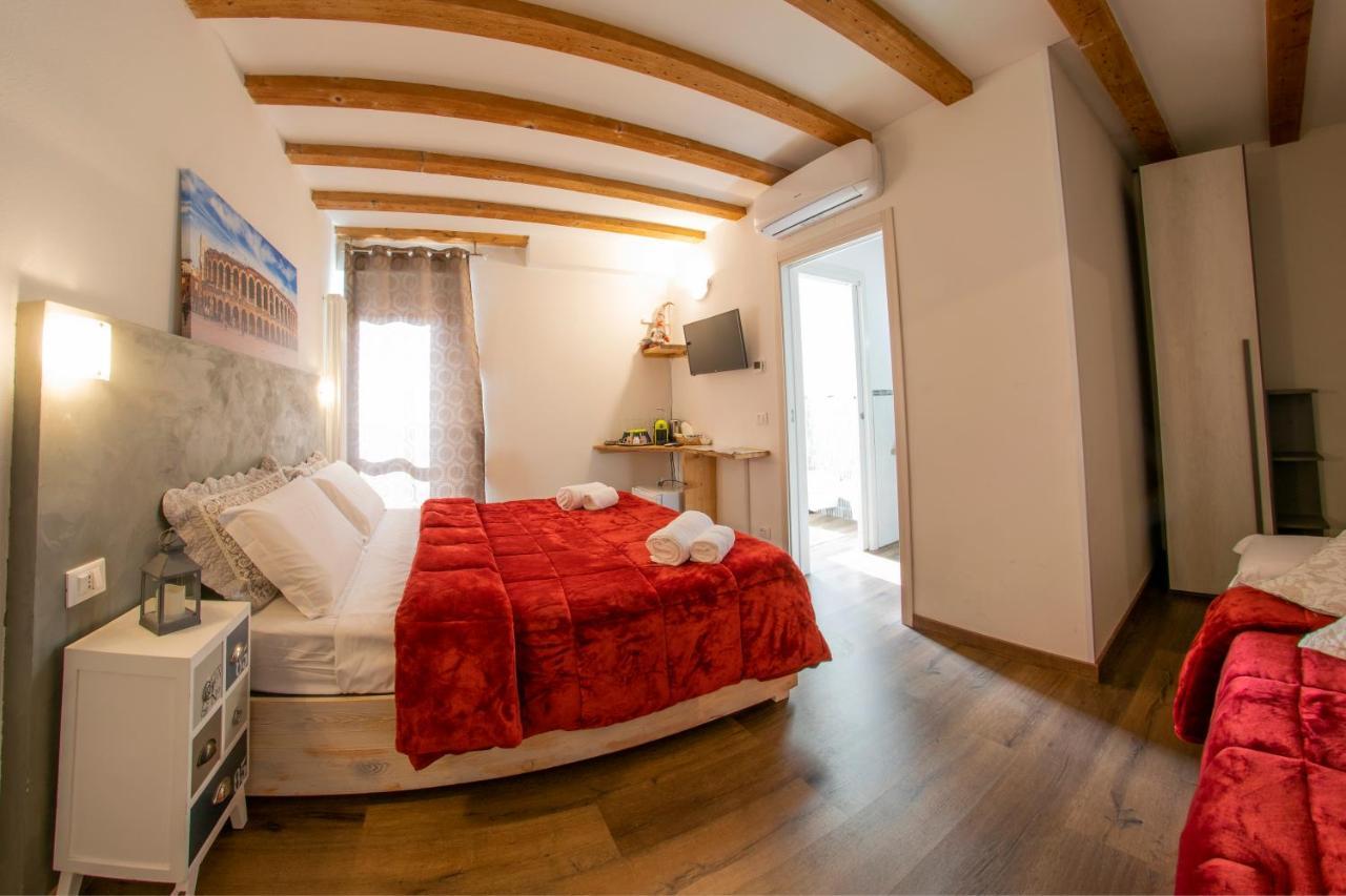Triple Room Private Bathroom