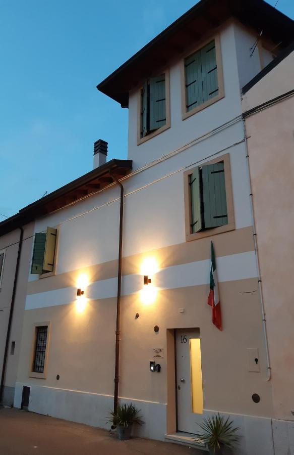 Camera Matrimoniale/Doppia con Letti Singoli con Bagno Privato
