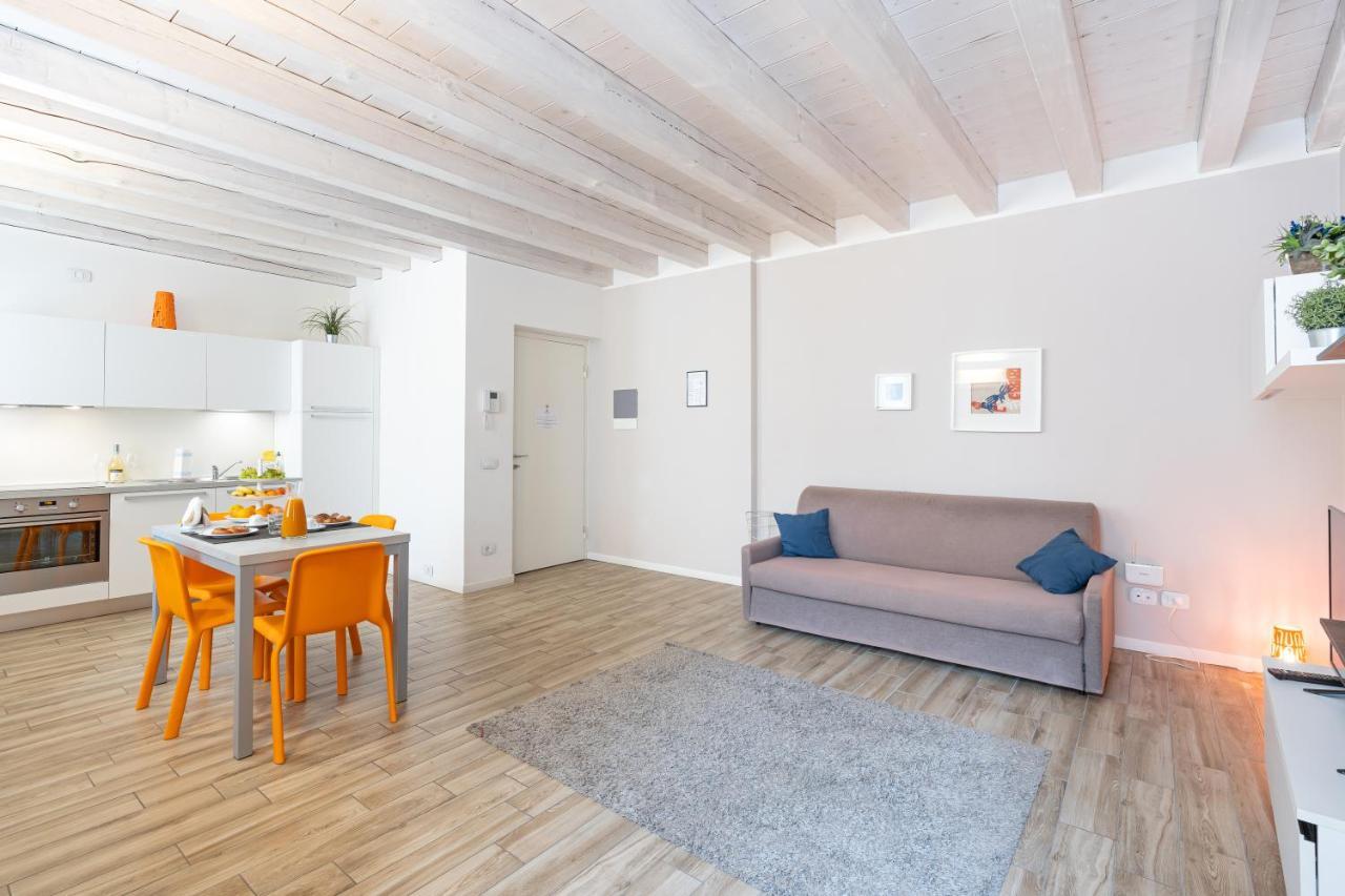 Two-Bedroom Deluxe Apartment Balcony