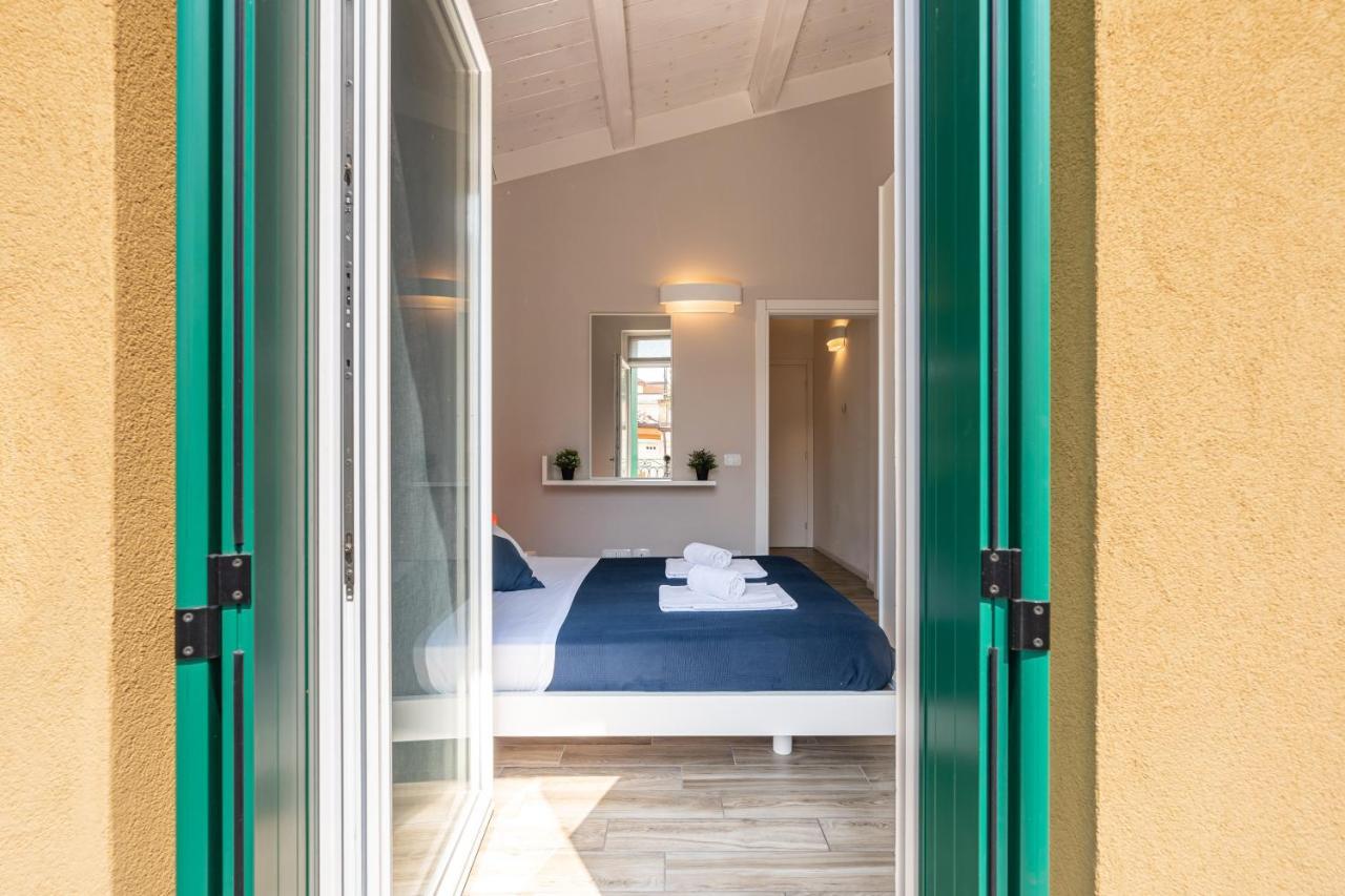 Two-Bedroom Deluxe Apartment Balcony