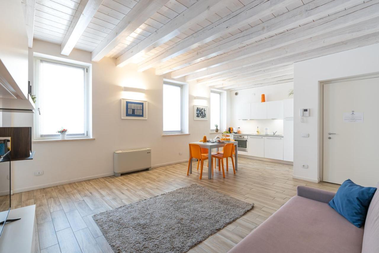 Two-Bedroom Deluxe Apartment Balcony