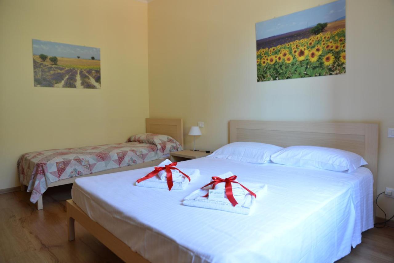 Large Double Room Private Bathroom