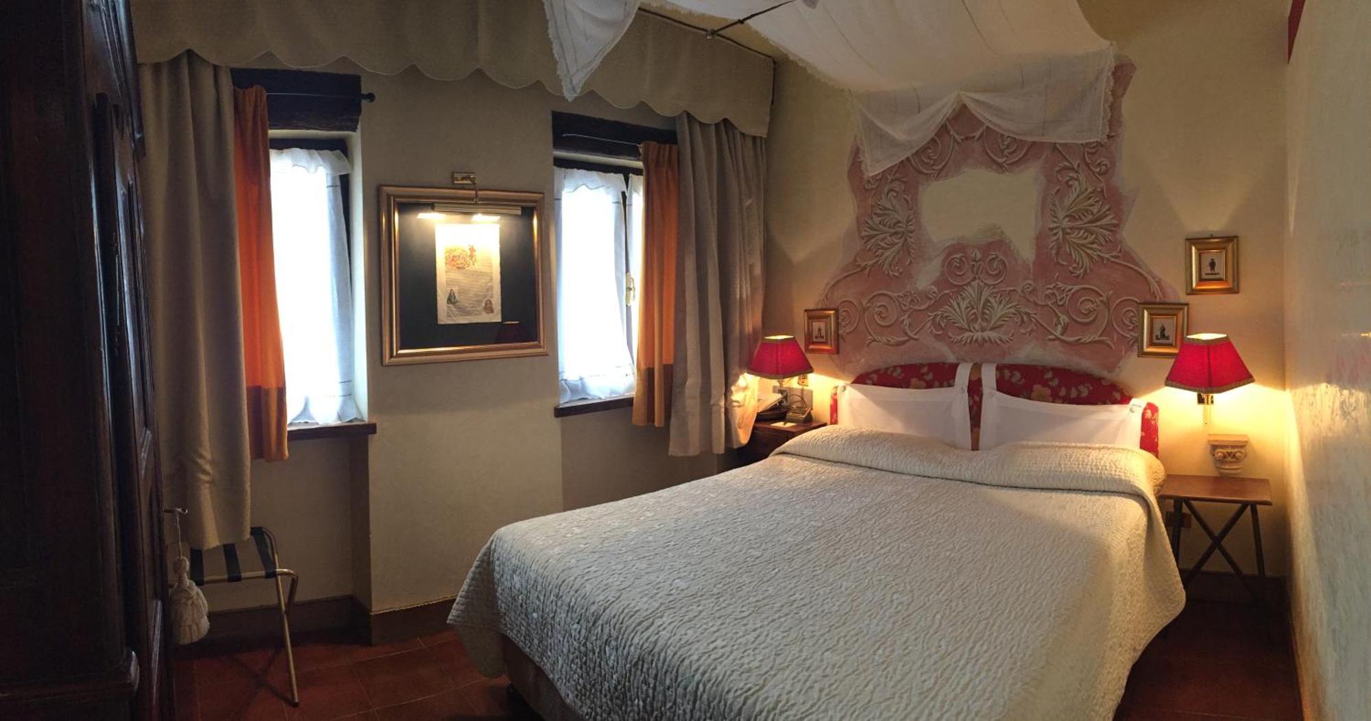 Double Room,665368695:JPEG
