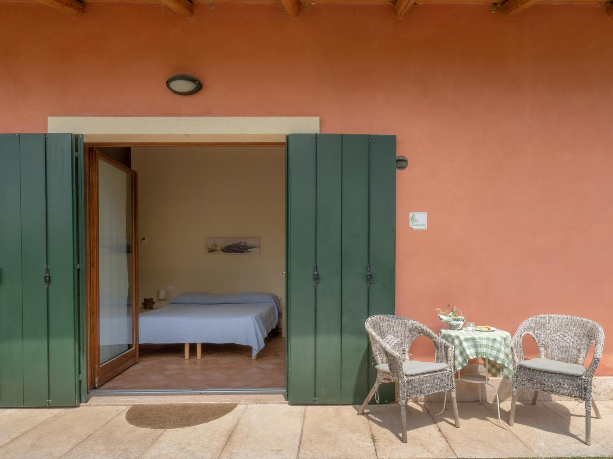 Double or Twin Room Garden View