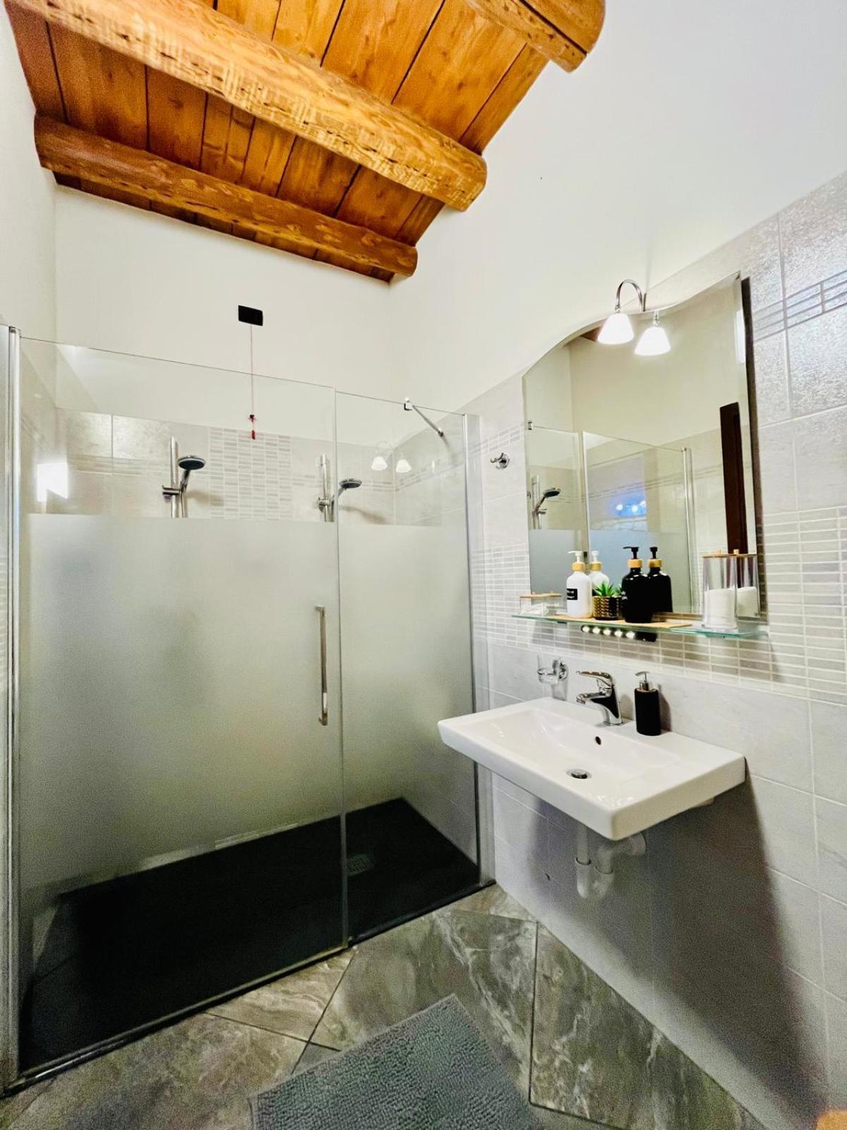 Camera indipendente con bagno privato
