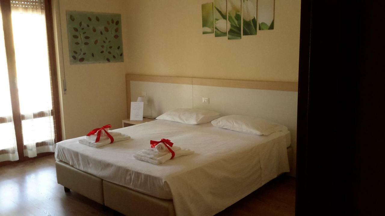 Deluxe Double Room Garden View Private Bathroom