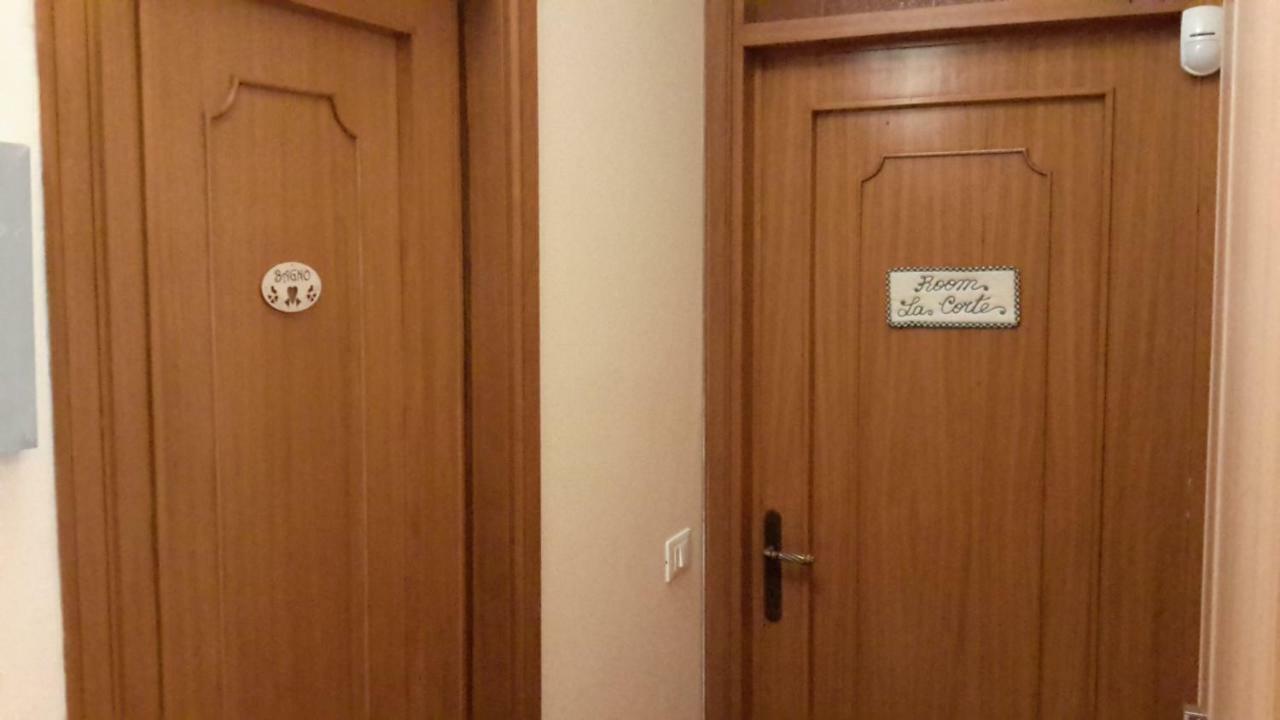 Large Double Room Private Bathroom
