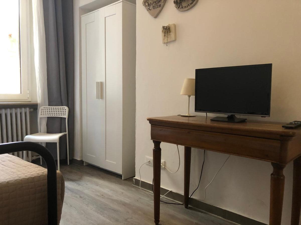 Single Room Private Bathroom