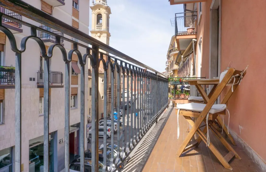 Re Lear - 4 Bedrooms Apartment-1