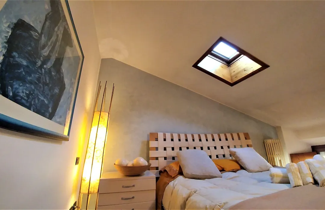 Dreaming Arena Rooms-1