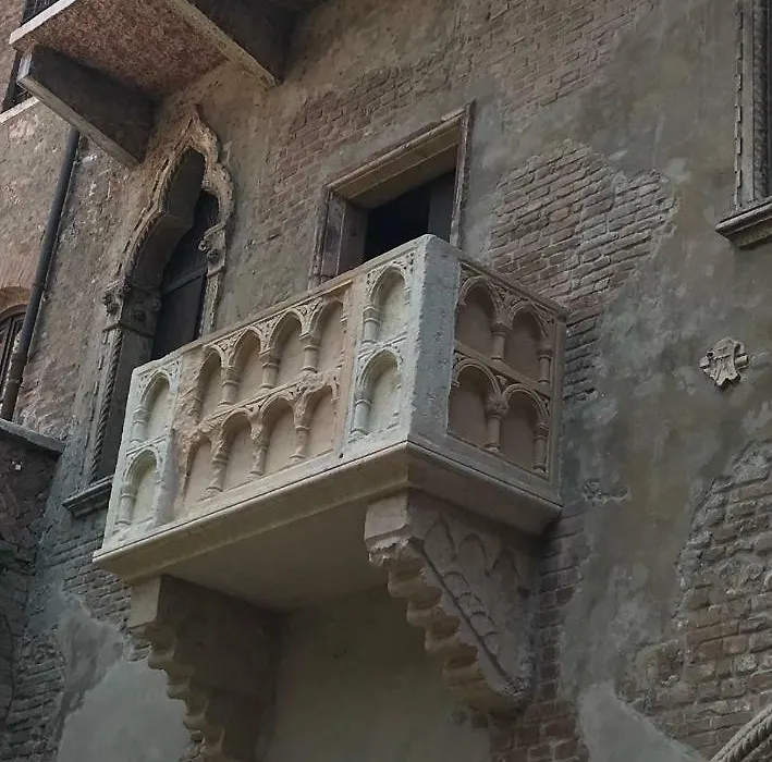 Verona Porta Borsari Relais-1