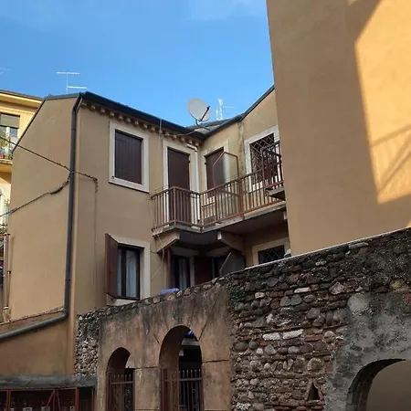 San Zeno Apartments-3
