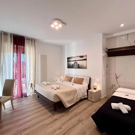 Verona Rooms 109-3