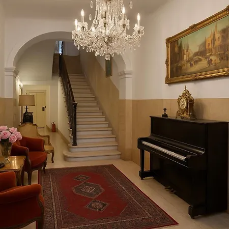 Miglioranzi Antonio Rooms-3
