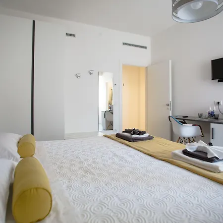 Suite Dreams In Verona-3