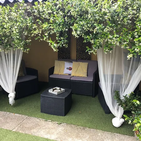 Guest House 296-3