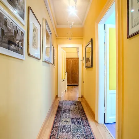 Casa Esvael - Historic Rooms In Verona City Center-3