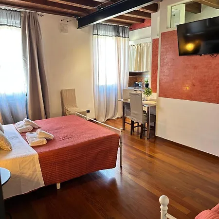 Marconi Rooms Alloggio Segreto-2