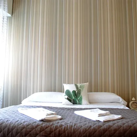 Dreaming Piazza Bra Rooms-2